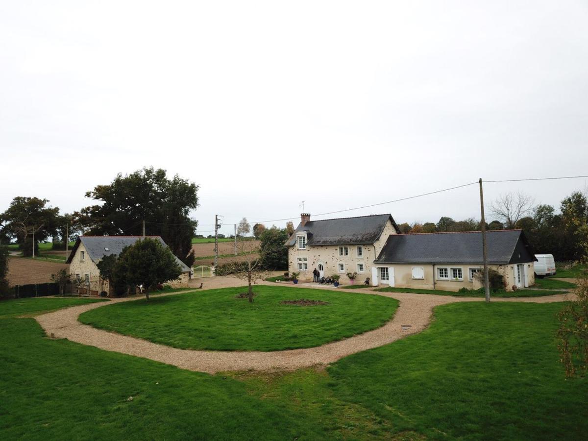 Bed and Breakfast La Haye Georget Feneu Exteriér fotografie